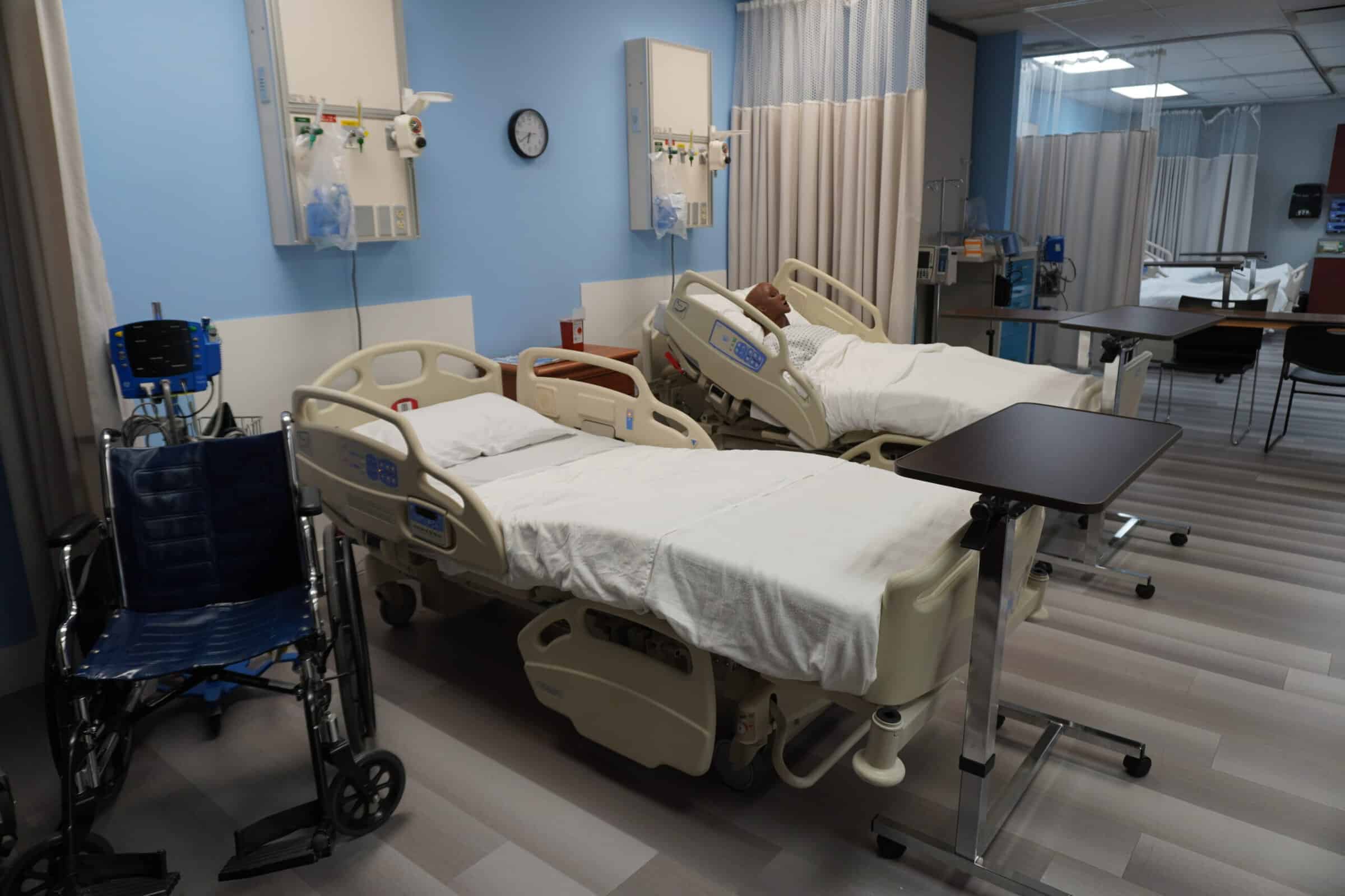 A look into an FVI miami vocational school skills lab